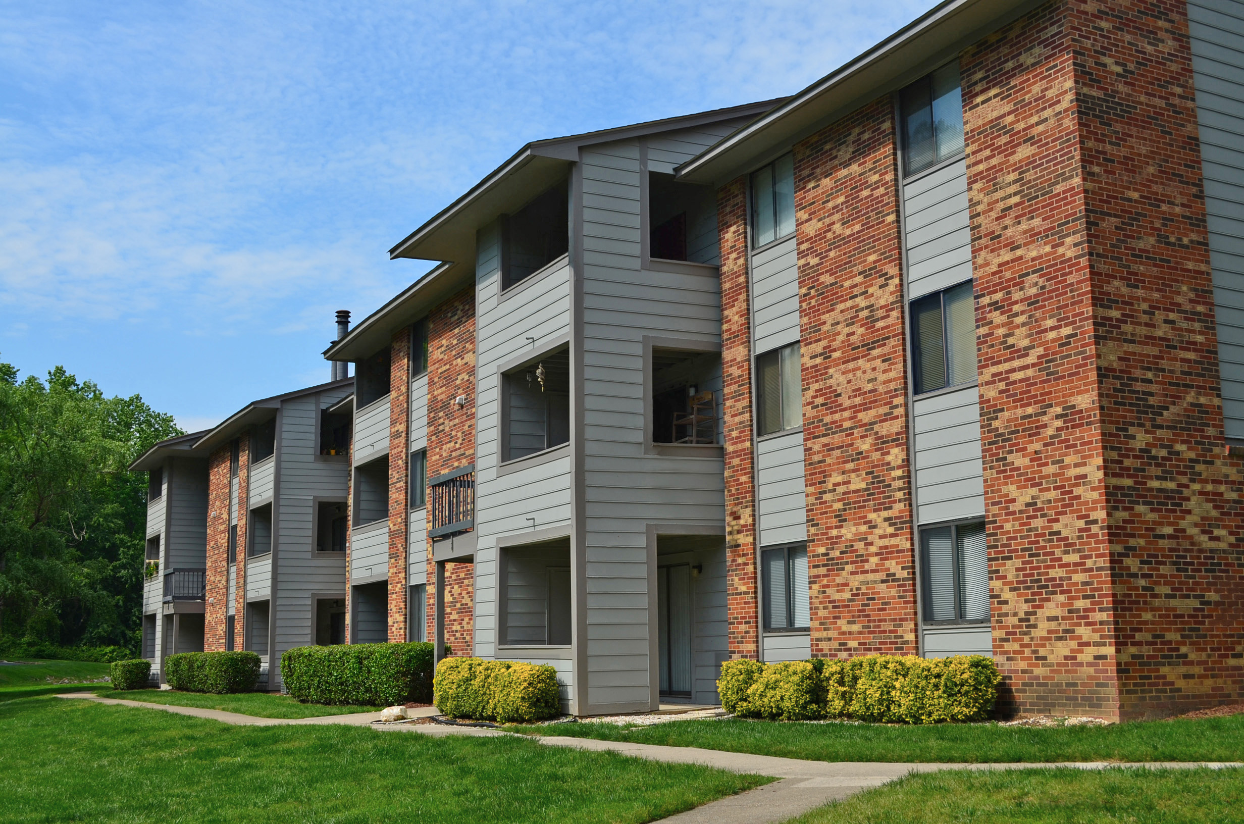 Forest Hills The Multifamily Advisory Group at Cushman & Wakefield